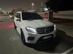2017 Mercedes-Benz GLS in dubai