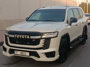 2010 تويوتا لاند كروزر in dubai