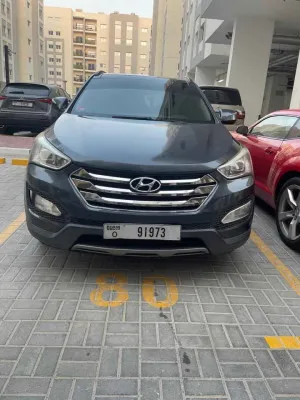 2013 هيونداي سانتا في in dubai