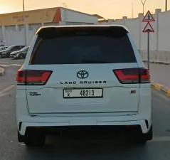 2010 تويوتا لاند كروزر