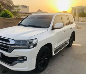 2019 Toyota Land Cruiser