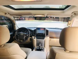 2019 Toyota Land Cruiser
