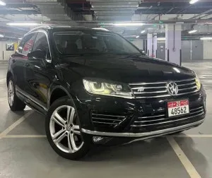 2018 Volkswagen Touareg in dubai