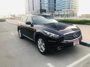 2012 Infiniti FX35 in dubai