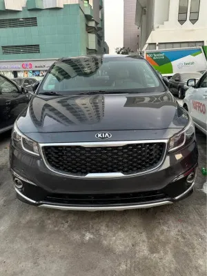 2017 Kia Sedona in dubai