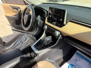 2019 تويوتا راف ٤