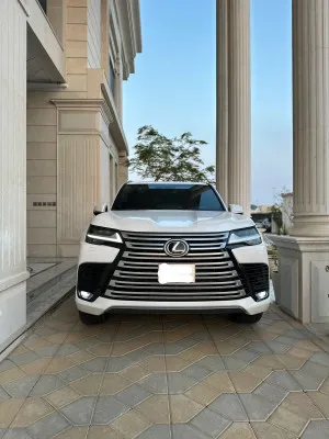 2023 Lexus LX600 in dubai