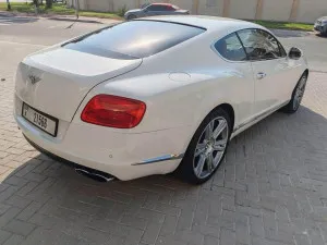 2013 بنتلي كونتيننتال