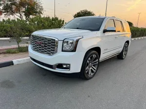 2019 جي أم سي يوكون in dubai