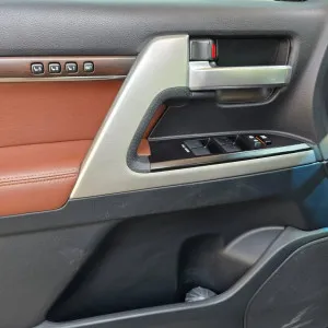 2021 Toyota Land Cruiser