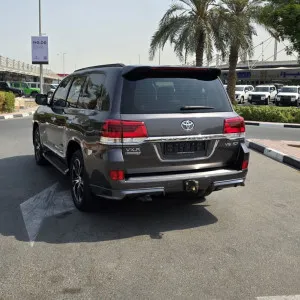2021 Toyota Land Cruiser