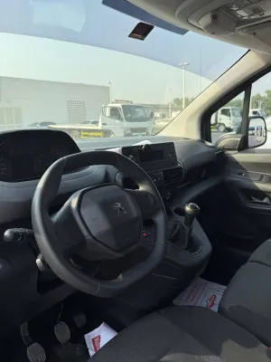 2022 Peugeot Partner