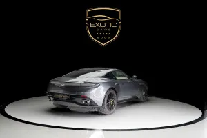 2020 Aston Martin DB11