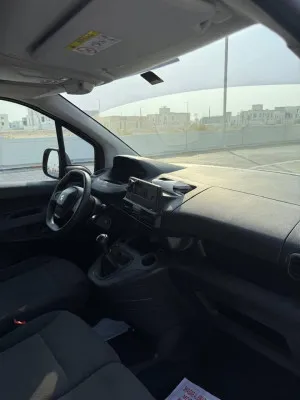 2022 Peugeot Partner