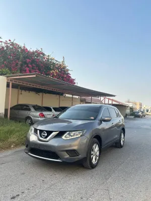 2015 Nissan XTrail in dubai