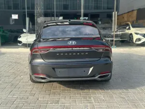 2020 Hyundai Azera