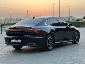 2021 هيونداي أزيرا