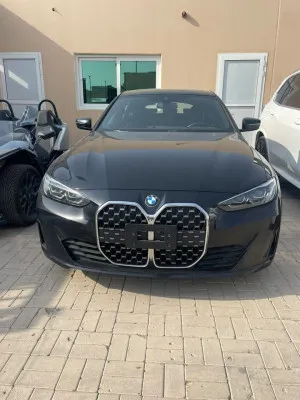 2024 بي أم دابليو الفئة - 4  in dubai