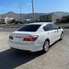2015 هوندا أكورد