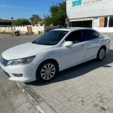 2015 هوندا أكورد
