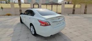2014 نيسان آلتيما