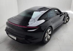 2021 بورش تايكون 
