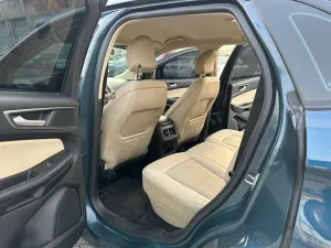 2016 Ford Edge