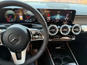 2023 Mercedes-Benz GLB