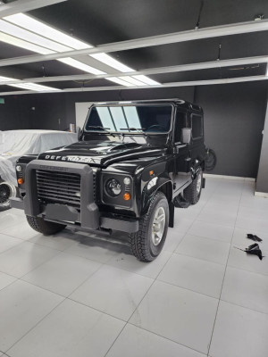 2016 Land Rover Defender in dubai