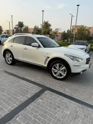 2015 Infiniti QX70