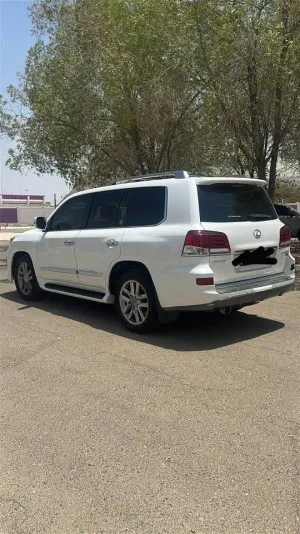 2013 Lexus LX 570
