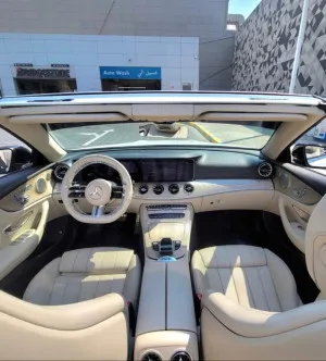 2022 مرسيدس-بنز الفئة - E