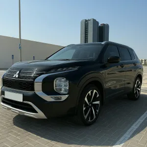 2024 ميتسوبيشي أوتلاندر in dubai