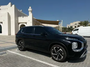 2024 ميتسوبيشي أوتلاندر