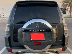 2010 ميتسوبيشي باجيرو