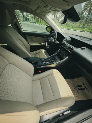 2017 Lexus IS 200