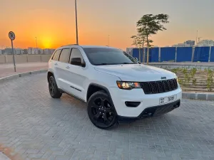 2019 Jeep Grand Cherokee in dubai