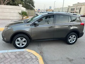 2013 تويوتا راف ٤