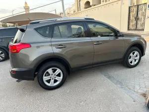 2013 تويوتا راف ٤