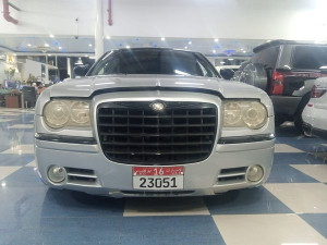 2007 Chrysler 300 in dubai