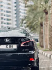 2012 لكزس اي اس