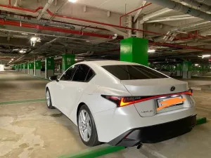 2024 Lexus IS