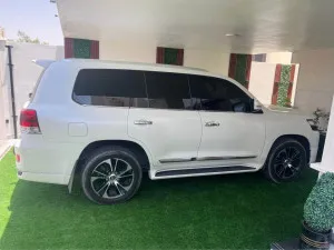 2021 Toyota Land Cruiser