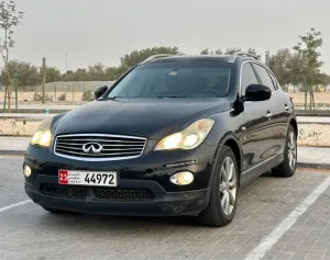 2015 إنفينيتي كيو آكس٥٠ in dubai