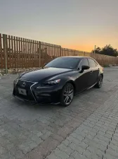 2016 لكزس اي اس in dubai