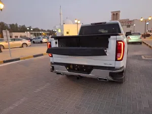 2022 GMC Sierra