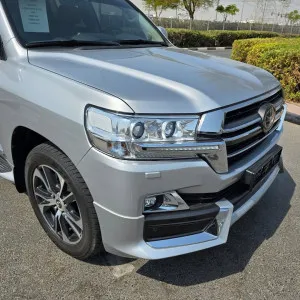 2020 Toyota Land Cruiser