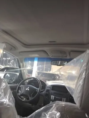 2014 Mitsubishi Pajero