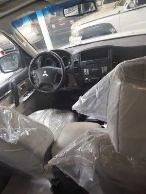 2014 Mitsubishi Pajero