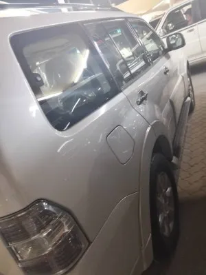 2014 Mitsubishi Pajero